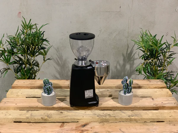Best espresso coffee grinders available in 2024: Mazzer Mini Espresso Grinder
