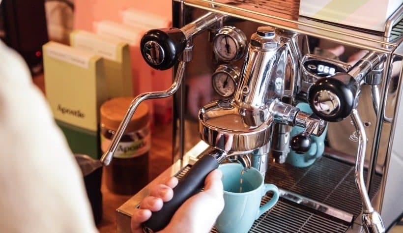 Benefits and drawbacks of getting an espresso machine
