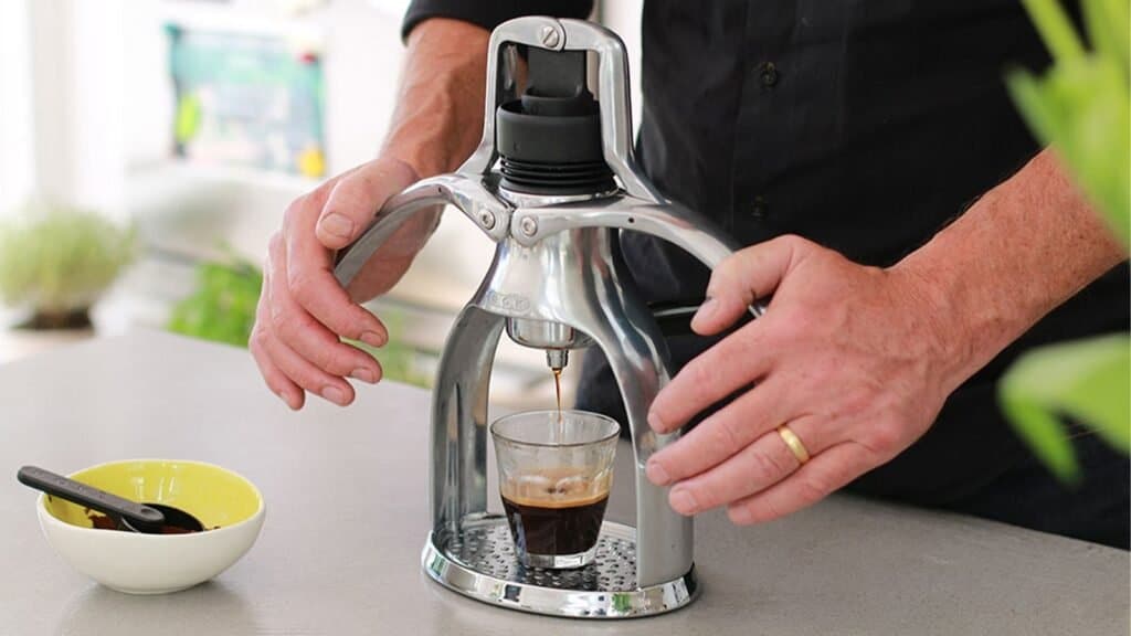 How to operate an
Manual espresso machines