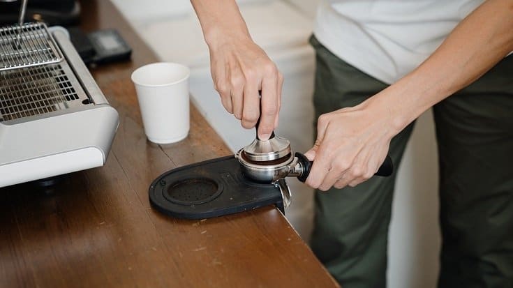 Producing a perfect espresso: Mastering the Tamp
