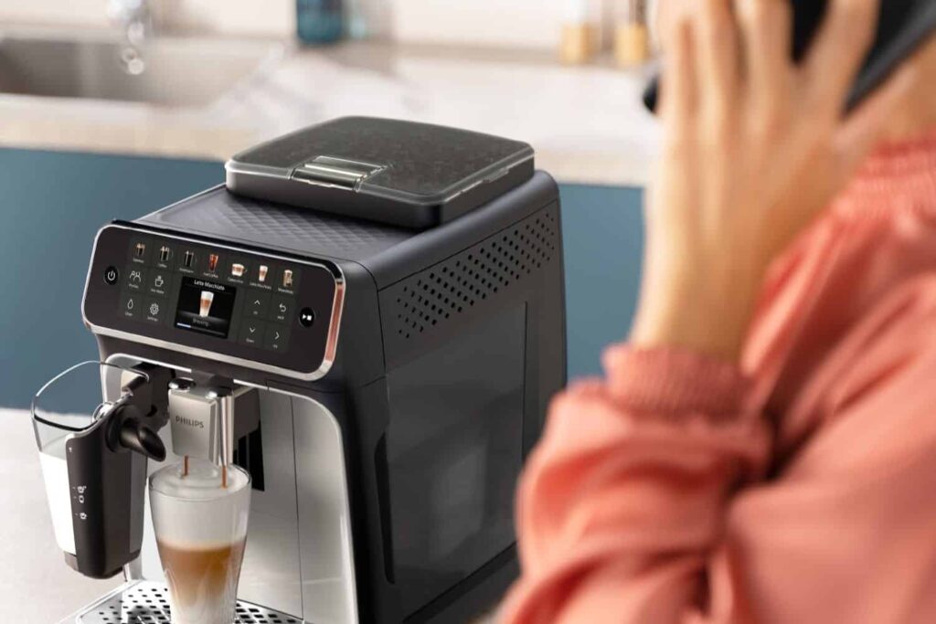 Philips Series 4300 vs 4400 Espresso Machine