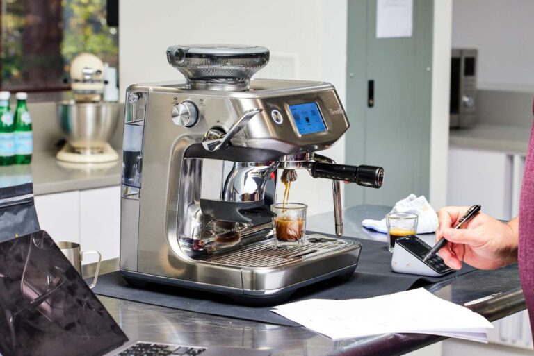 How Espresso Machine Mechanisms Affect Extraction Time