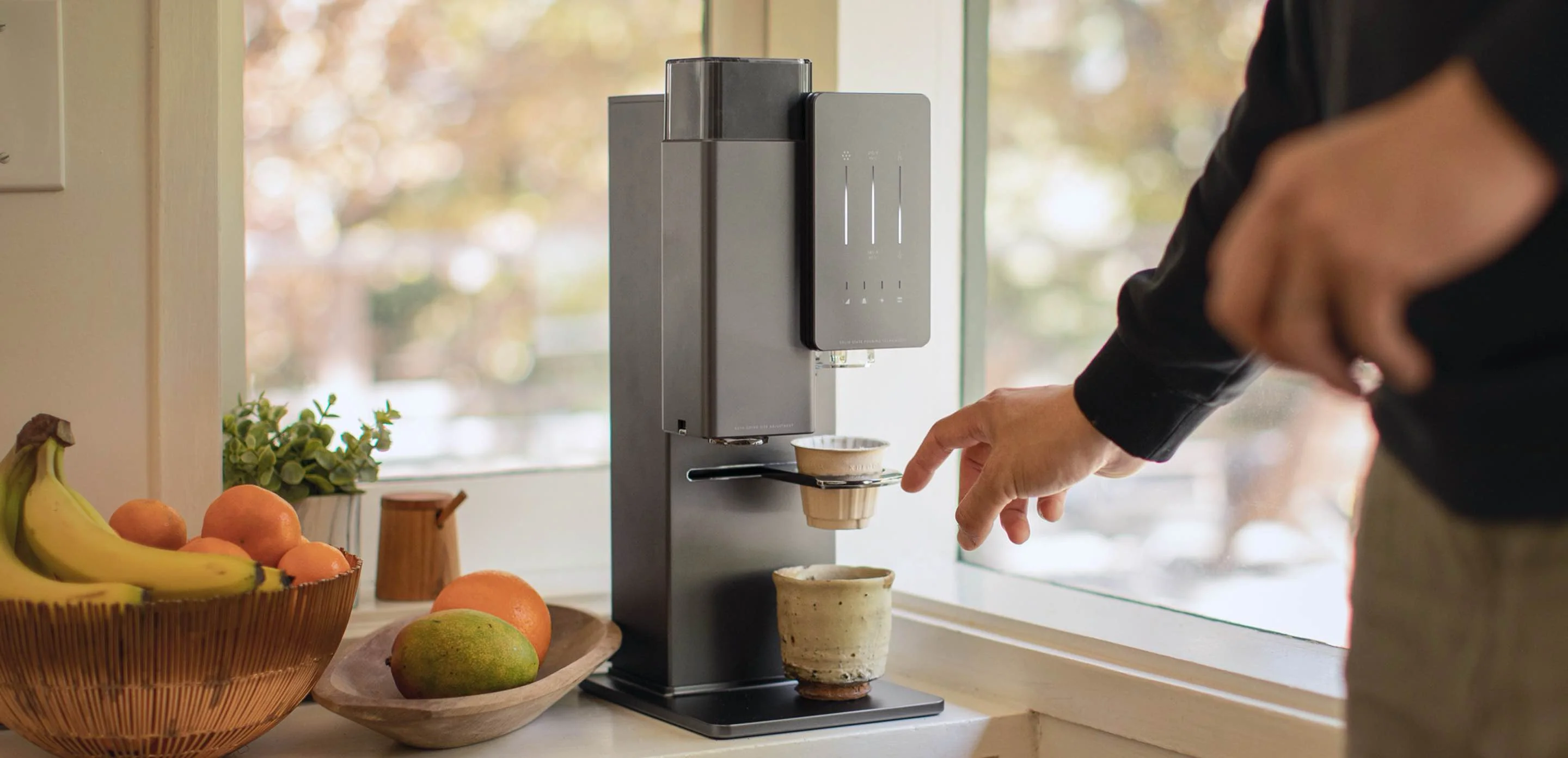 xBloom Studio remains faithful to the classic pour-over technique