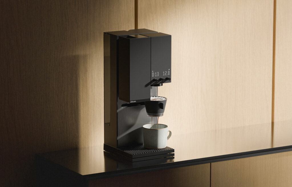 The xBloom Studio Model: The Ultimate Specialty Coffee Machine