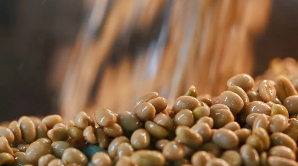 Close-up of espresso flow using washed Colombian beans