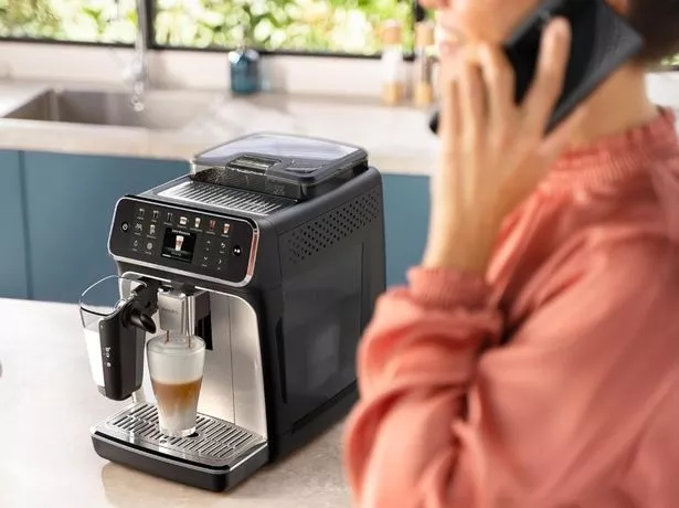 5 Reasons to Buy the Philips 5400 (And 3 Reasons You Might Not Want To)