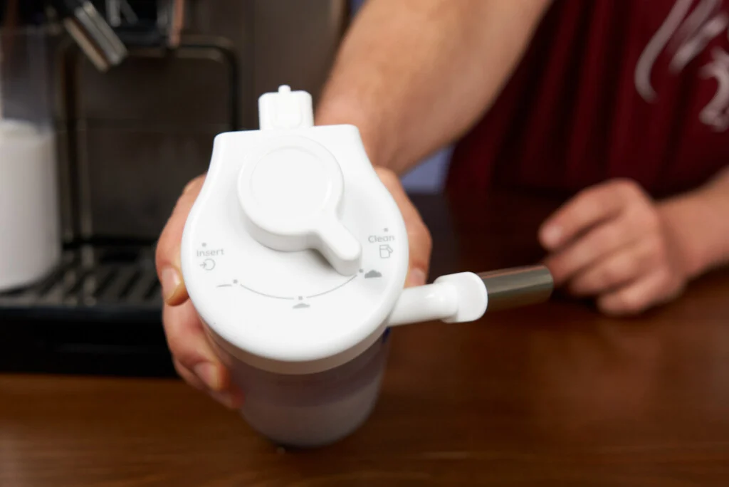 What's the Milk System Like on the Eletta Explore?